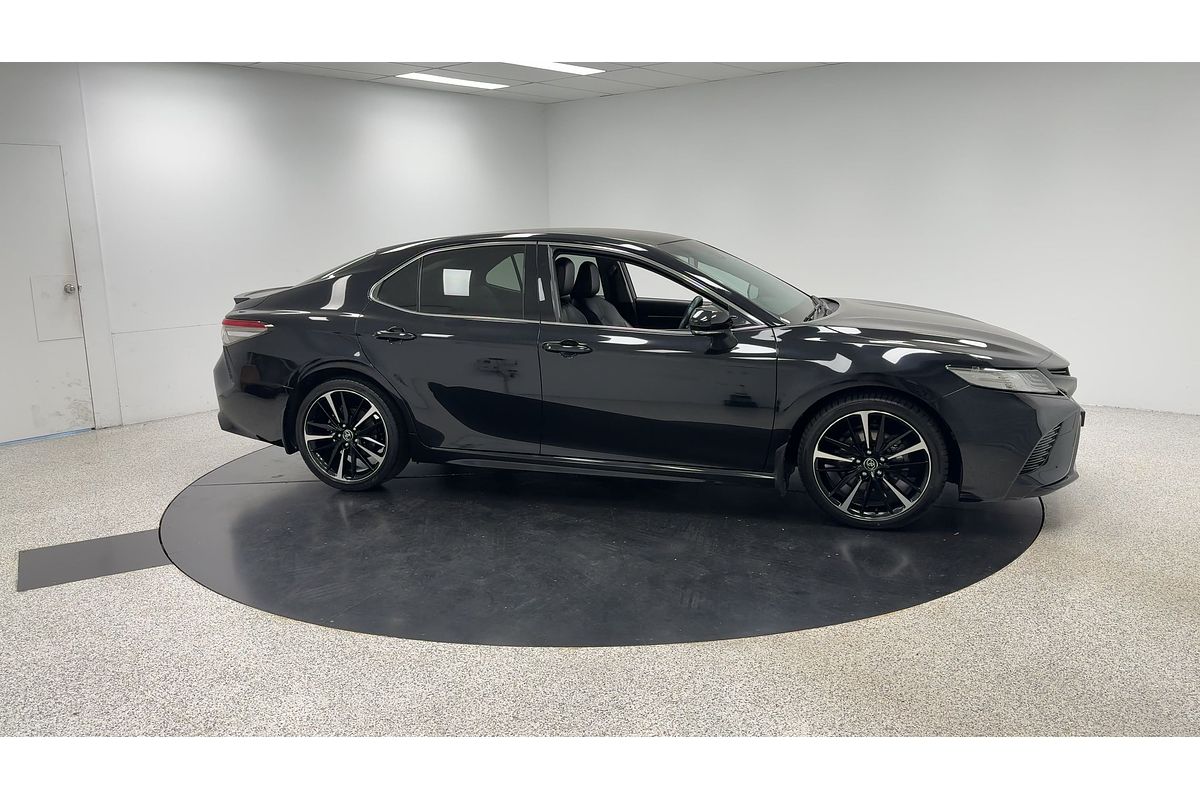 2019 Toyota Camry SX GSV70R