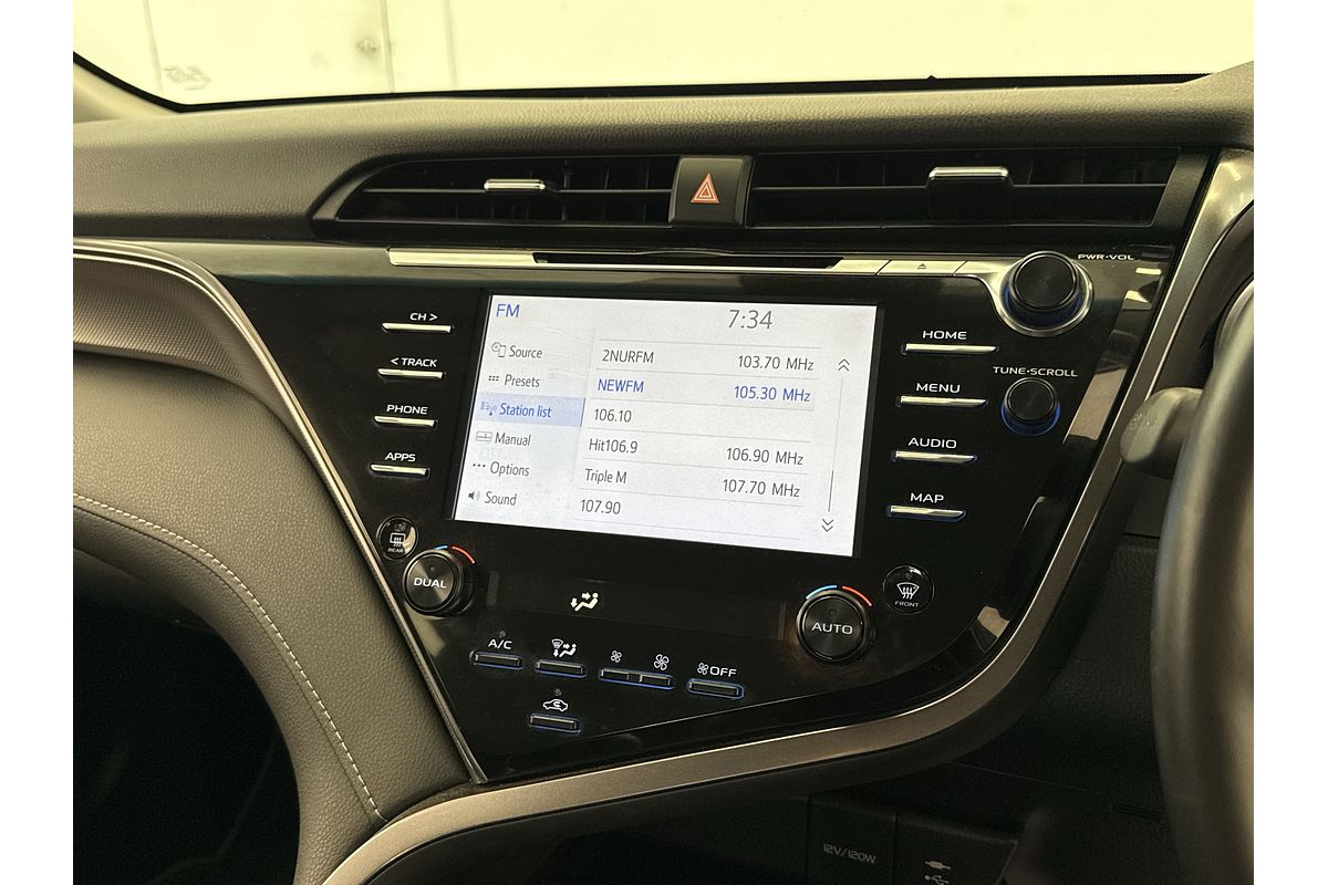 2019 Toyota Camry SX GSV70R