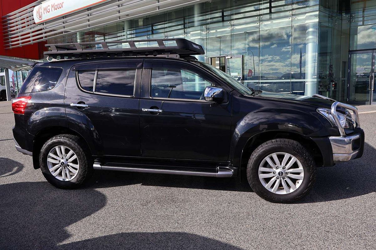 2018 Isuzu MU-X LS-T