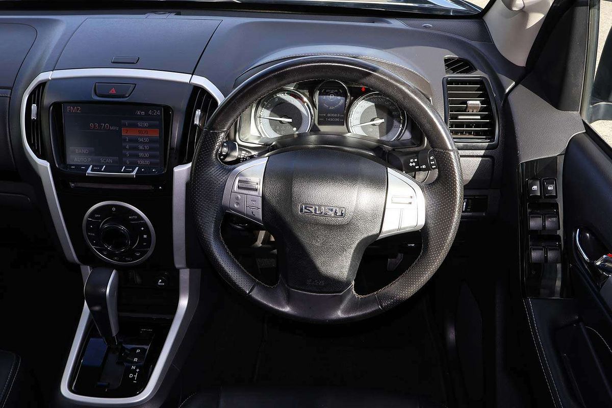 2018 Isuzu MU-X LS-T