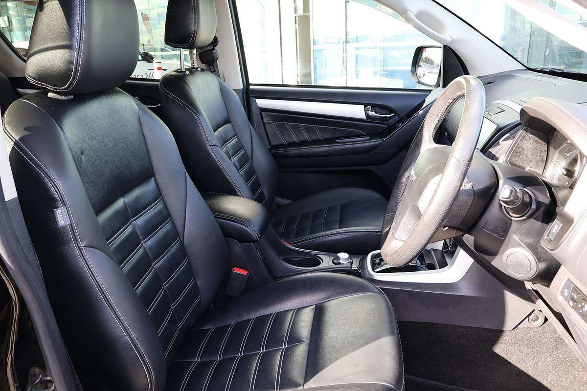 2018 Isuzu MU-X LS-T