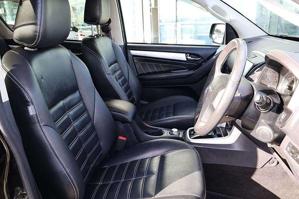 2018 Isuzu MU-X LS-T