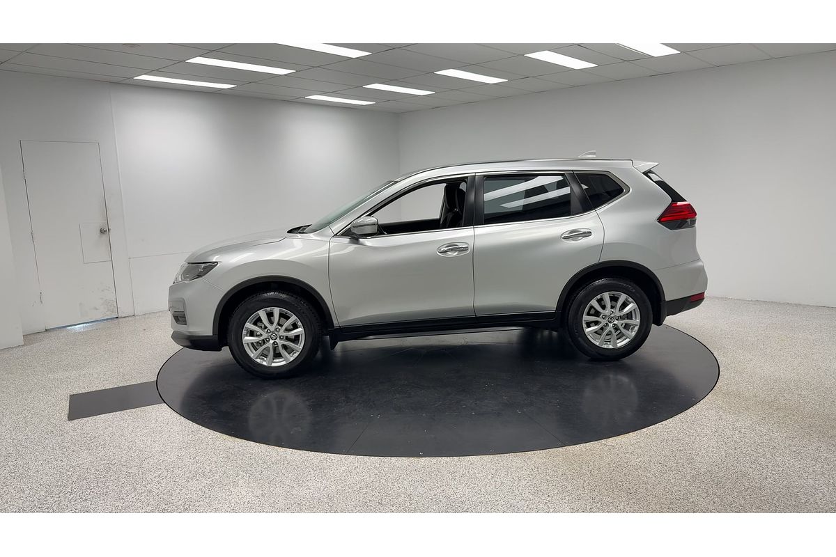 2017 Nissan X-TRAIL ST T32