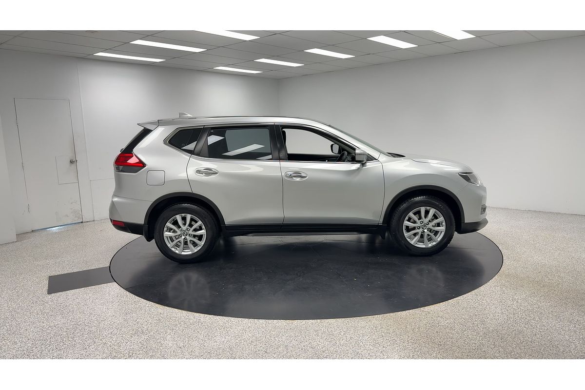 2017 Nissan X-TRAIL ST T32