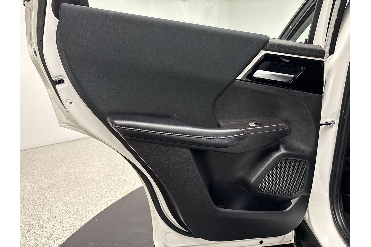 2022 Mitsubishi Outlander ES ZM