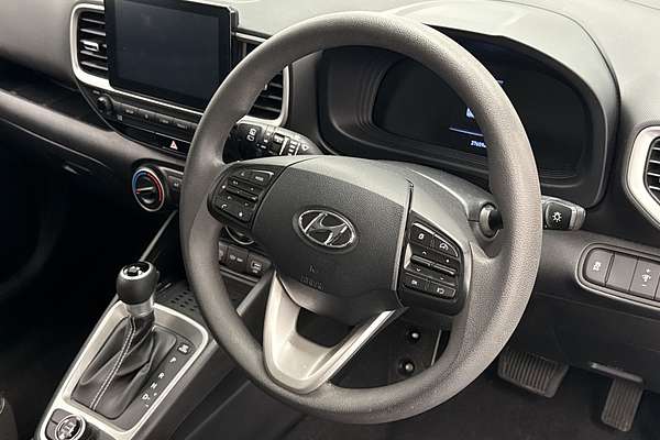 2023 Hyundai Venue Active QX.V5