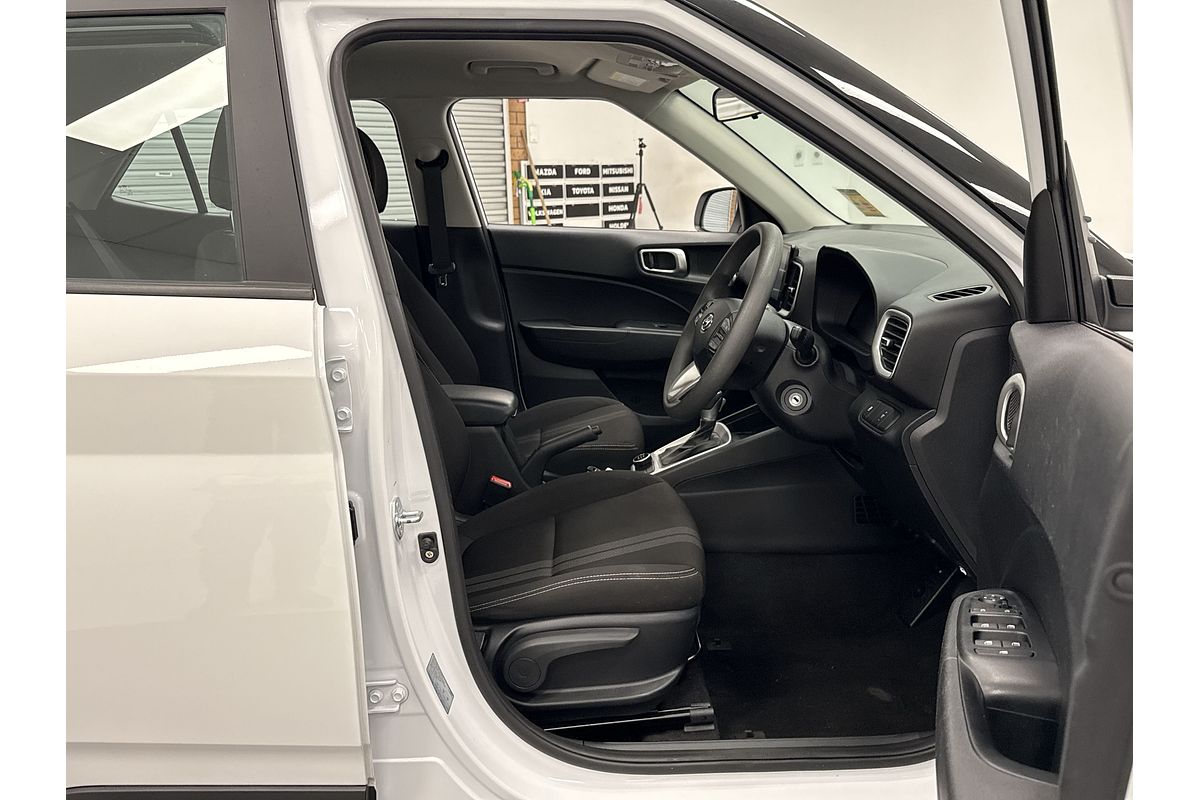 2023 Hyundai Venue Active QX.V5