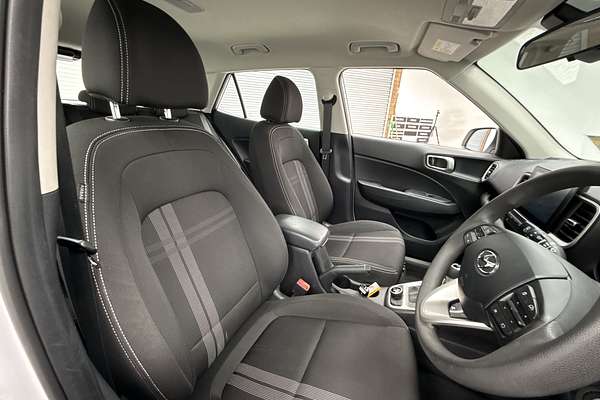 2023 Hyundai Venue Active QX.V5