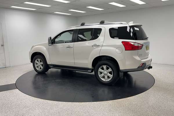 2015 Isuzu MU-X LS-T