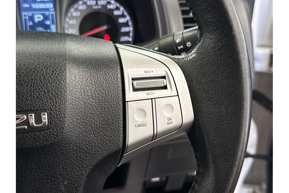 2015 Isuzu MU-X LS-T