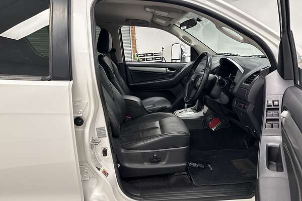 2015 Isuzu MU-X LS-T