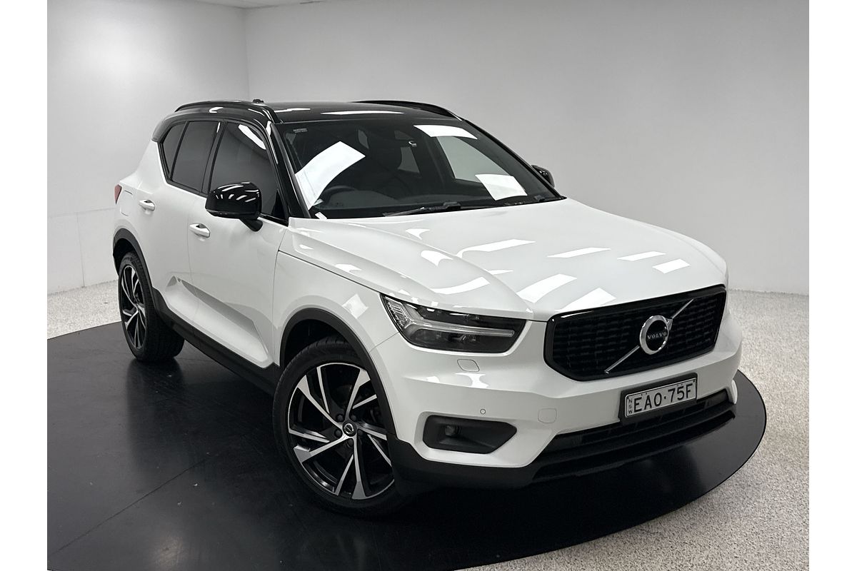 2019 Volvo XC40 T5 R-Design