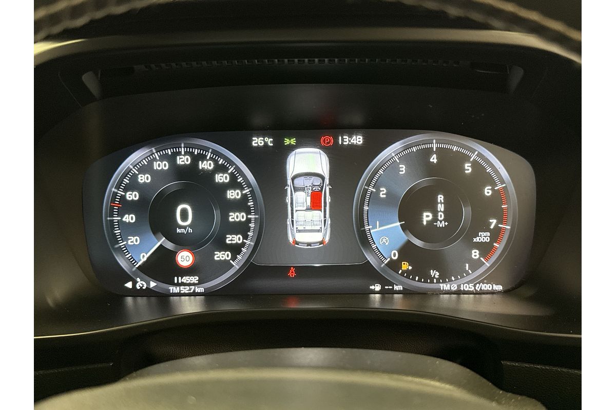 2019 Volvo XC40 T5 R-Design