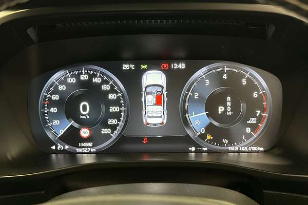 2019 Volvo XC40 T5 R-Design