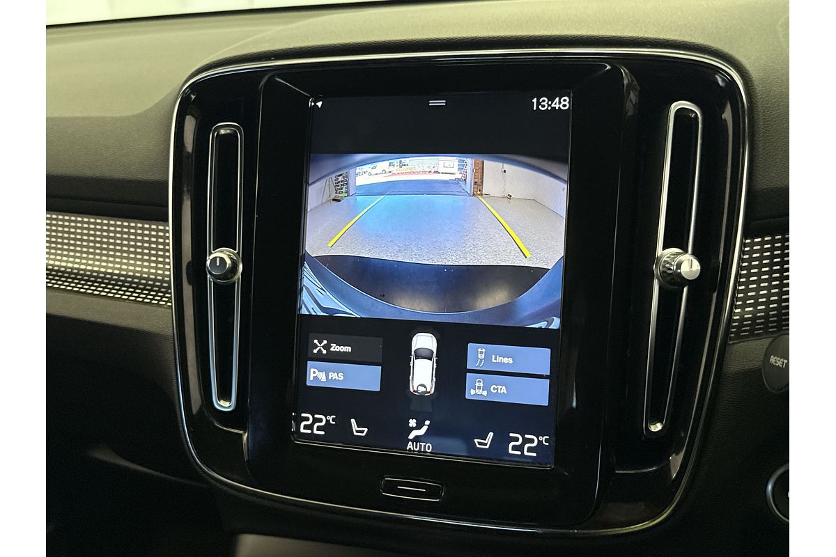 2019 Volvo XC40 T5 R-Design