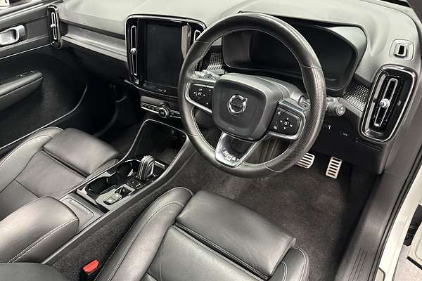 2019 Volvo XC40 T5 R-Design