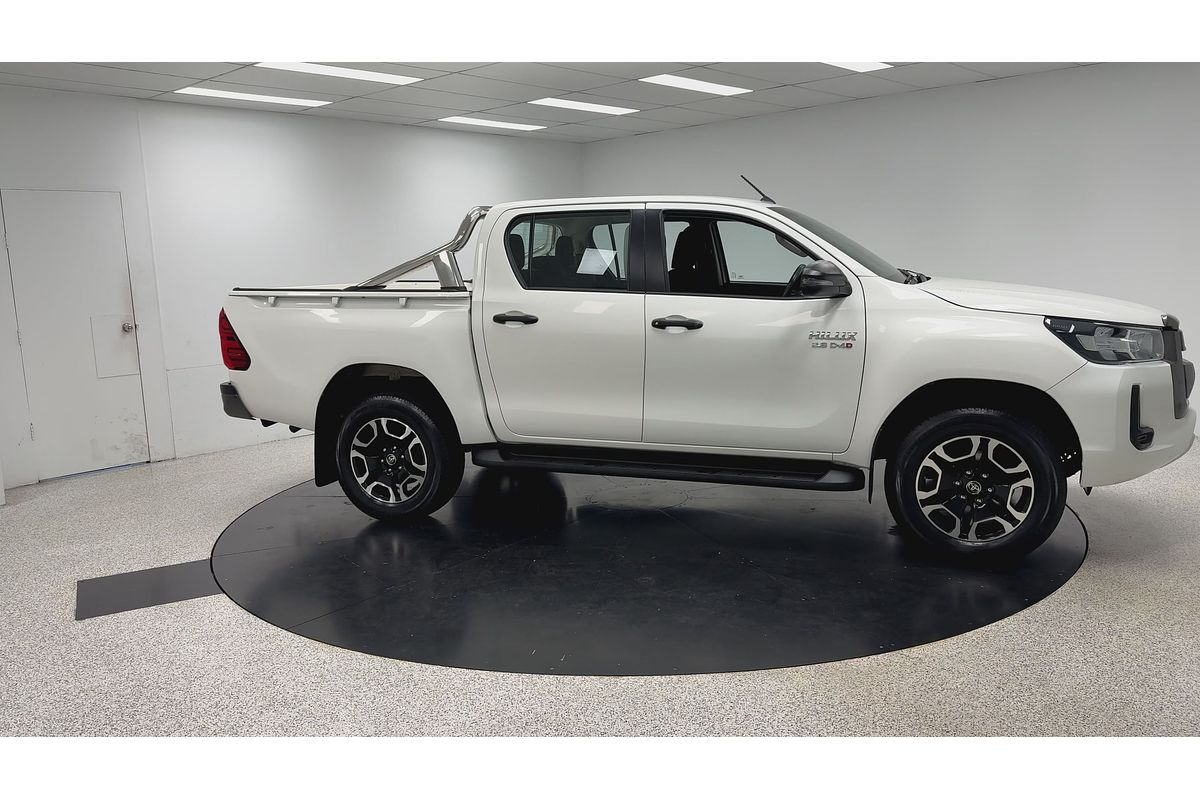2021 Toyota Hilux SR GUN126R 4X4