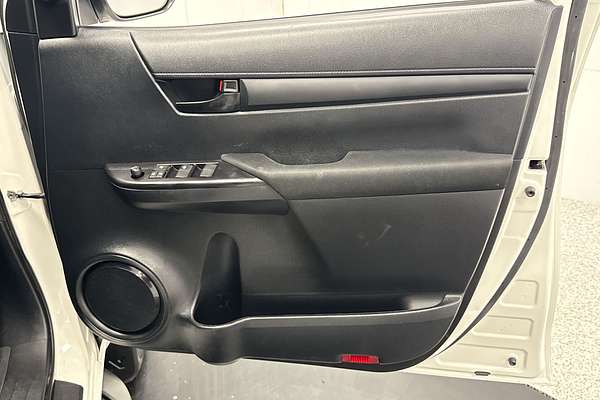 2021 Toyota Hilux SR GUN126R 4X4