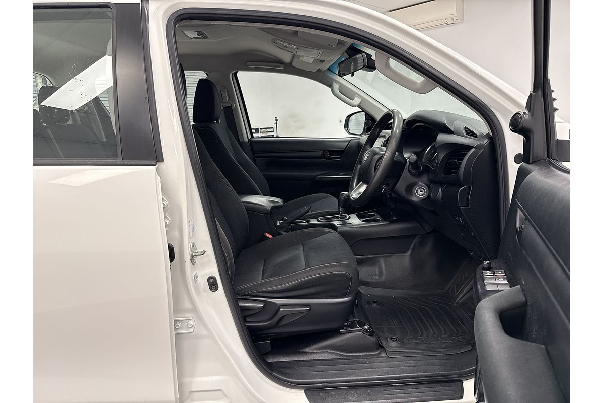 2021 Toyota Hilux SR GUN126R 4X4