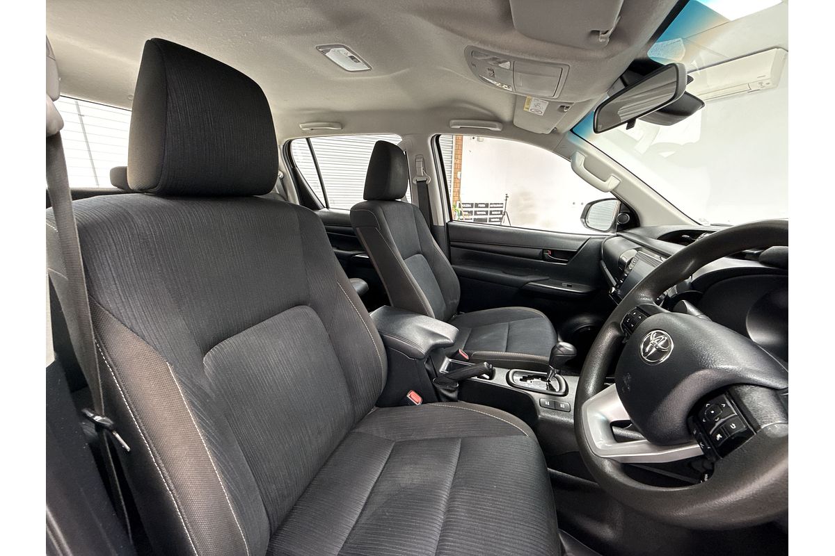 2021 Toyota Hilux SR GUN126R 4X4