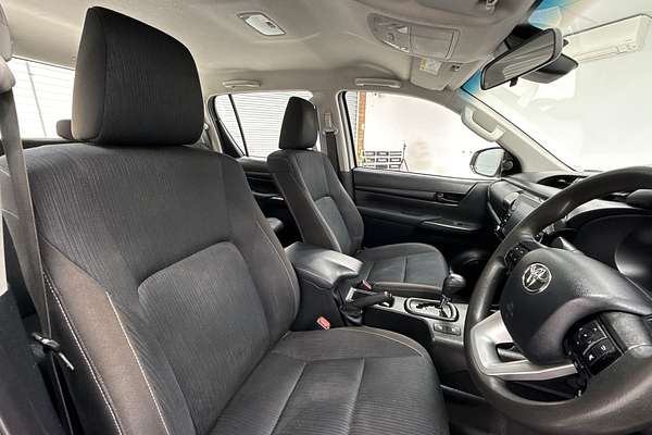 2021 Toyota Hilux SR GUN126R 4X4