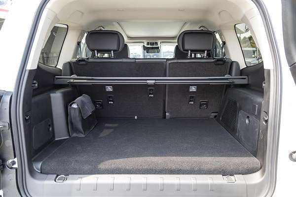 2025 GWM Tank 500 Ultra Hi4-T PHEV P03