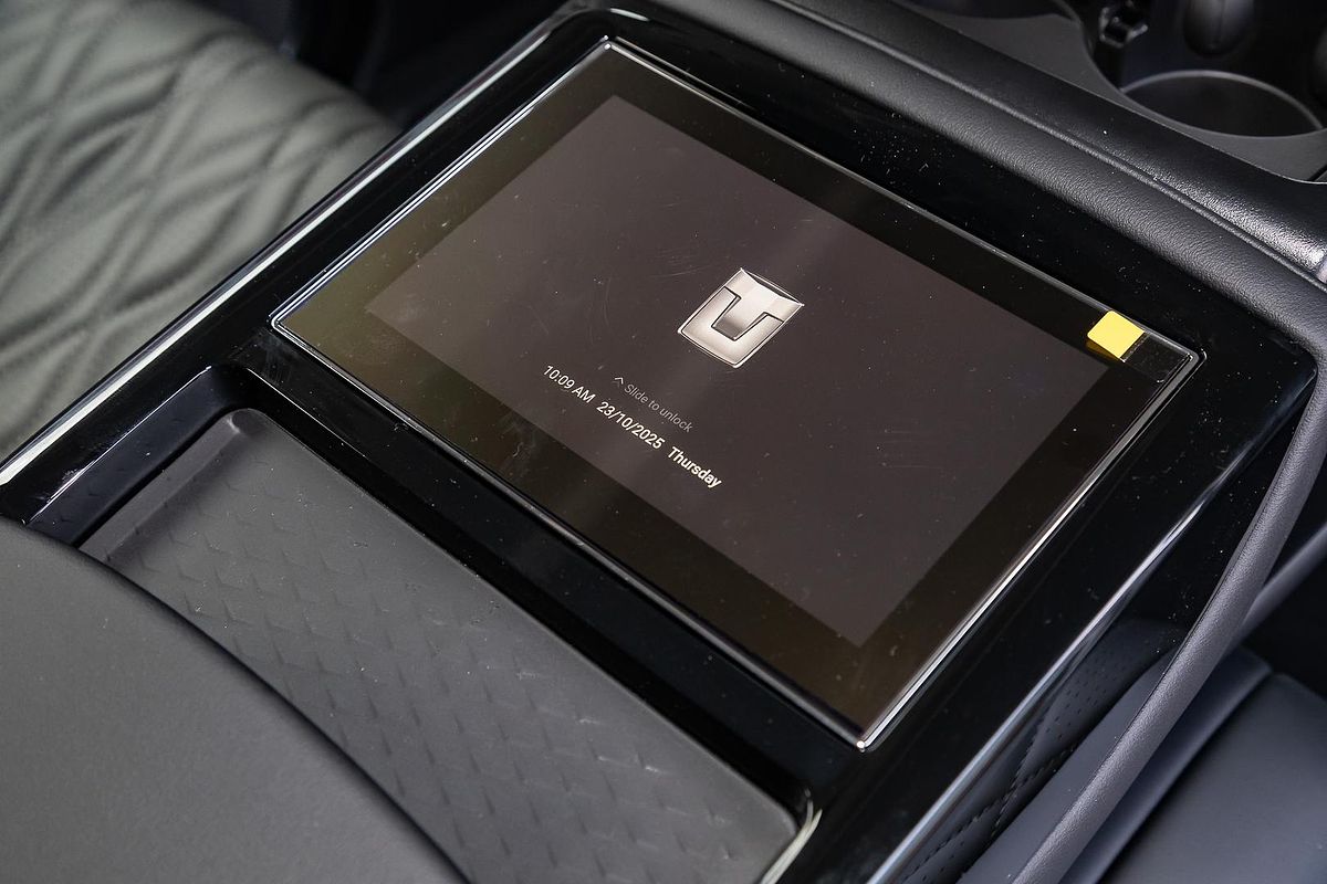 2025 GWM Tank 500 Ultra Hi4-T PHEV P03