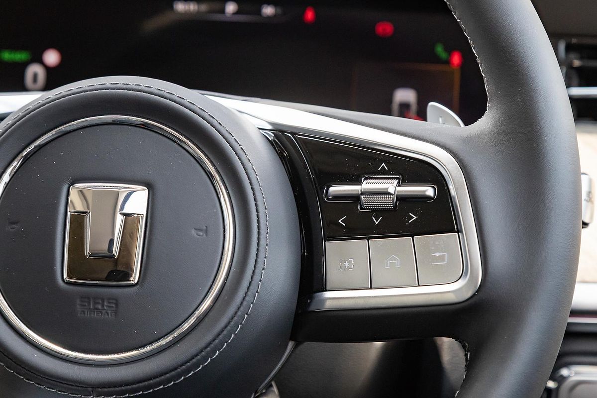 2025 GWM Tank 500 Ultra Hi4-T PHEV P03