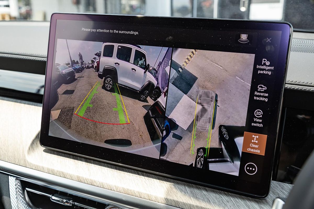 2025 GWM Tank 500 Ultra Hi4-T PHEV P03