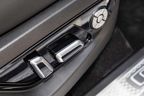 2025 GWM Tank 500 Ultra Hi4-T PHEV P03