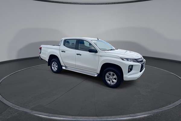 2021 Mitsubishi Triton GLX MR 4X4