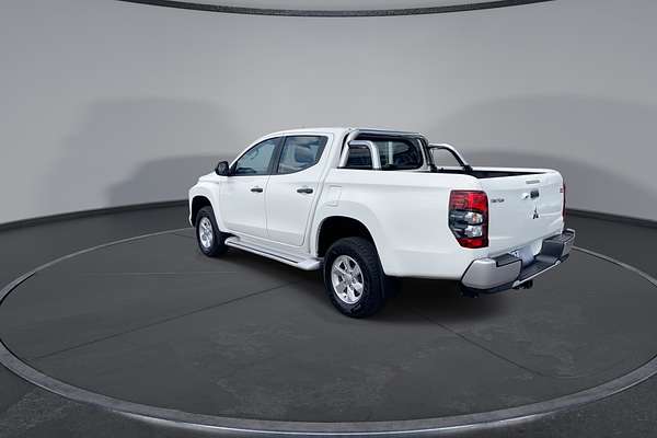 2021 Mitsubishi Triton GLX MR 4X4