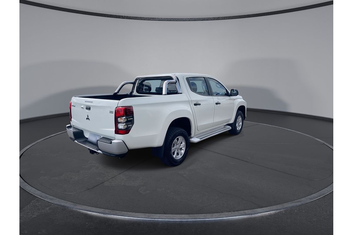 2021 Mitsubishi Triton GLX MR 4X4