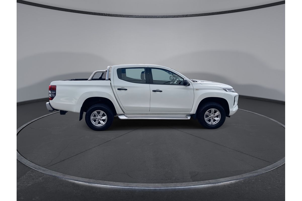 2021 Mitsubishi Triton GLX MR 4X4