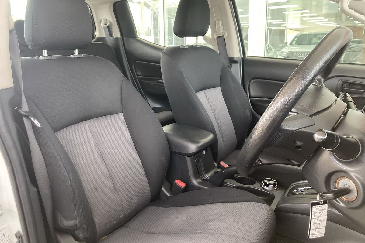 2021 Mitsubishi Triton GLX MR 4X4