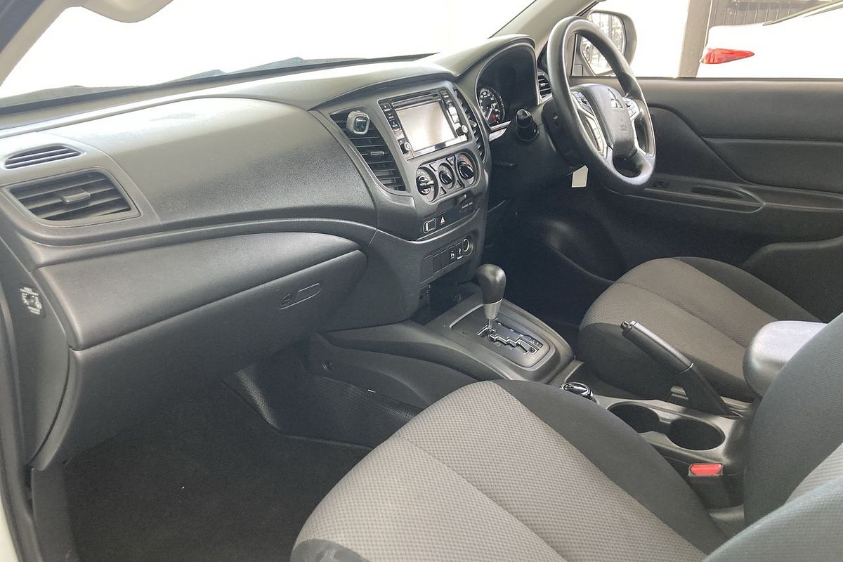 2021 Mitsubishi Triton GLX MR 4X4