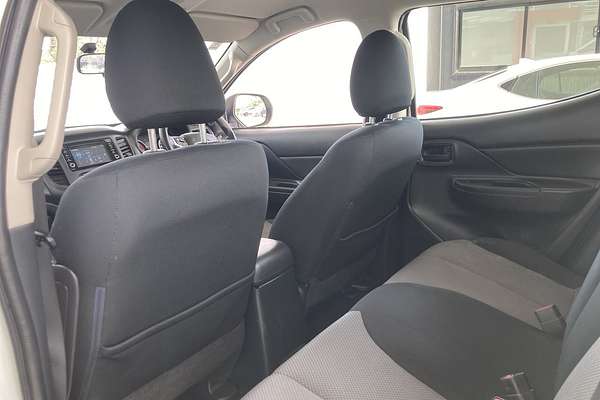 2021 Mitsubishi Triton GLX MR 4X4