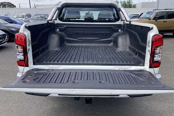 2021 Mitsubishi Triton GLX MR 4X4