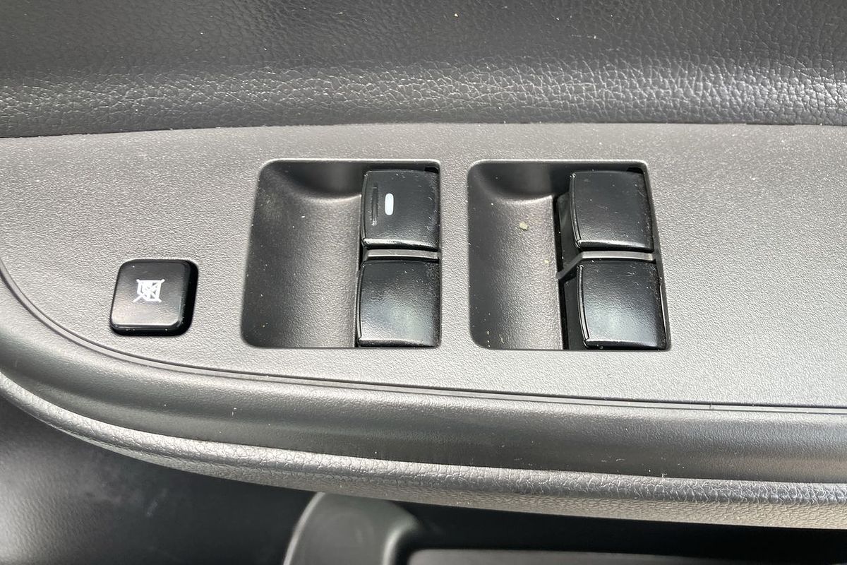 2021 Mitsubishi Triton GLX MR 4X4