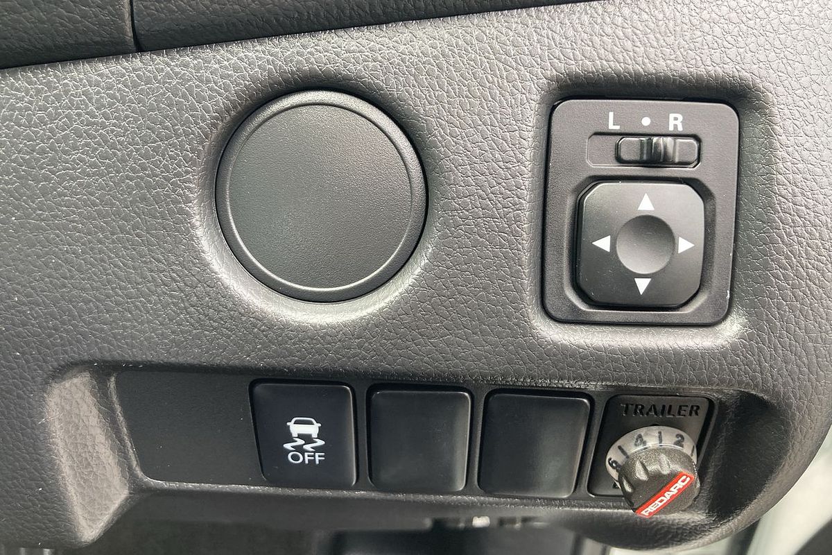 2021 Mitsubishi Triton GLX MR 4X4