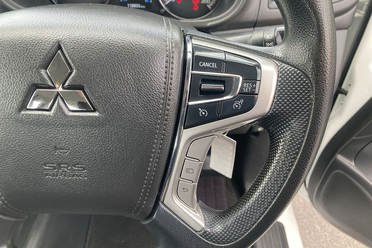 2021 Mitsubishi Triton GLX MR 4X4