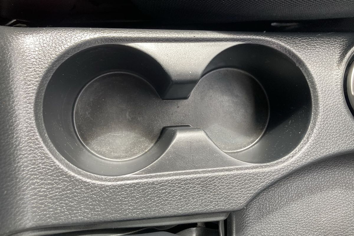 2021 Mitsubishi Triton GLX MR 4X4