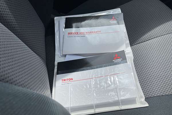 2021 Mitsubishi Triton GLX MR 4X4