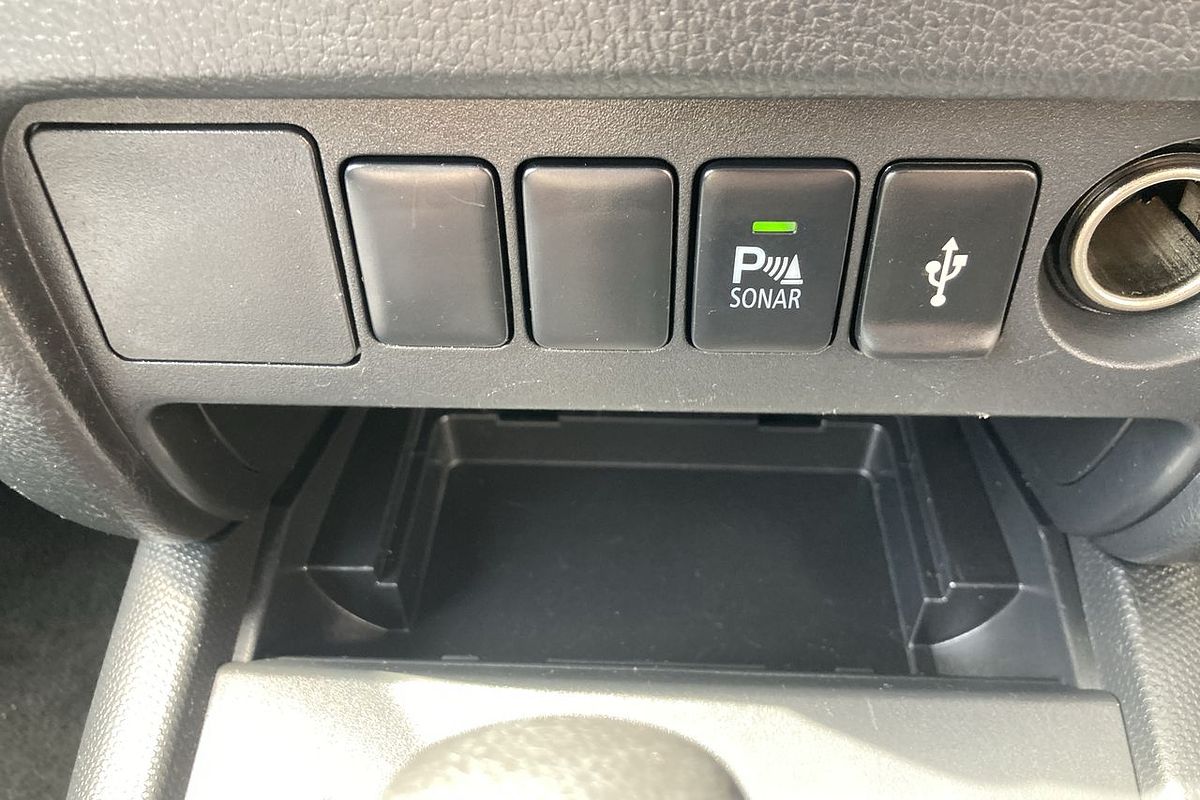 2021 Mitsubishi Triton GLX MR 4X4