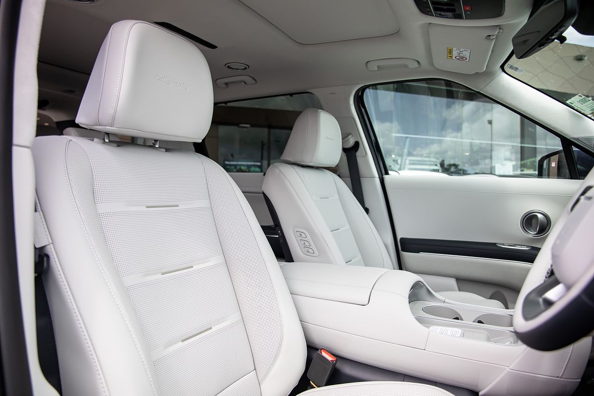 2025 Hyundai Palisade Calligraphy LX3.V1