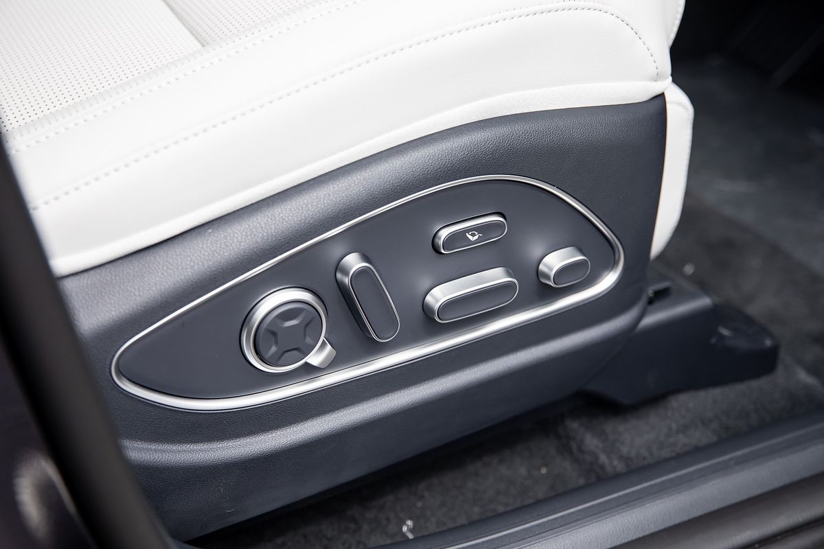 2025 Hyundai Palisade Calligraphy LX3.V1