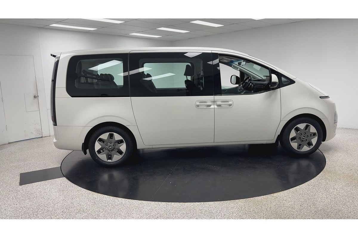 2022 Hyundai STARIA US4.V2