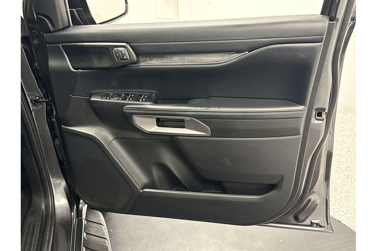 2023 Ford Everest Platinum 3.0L