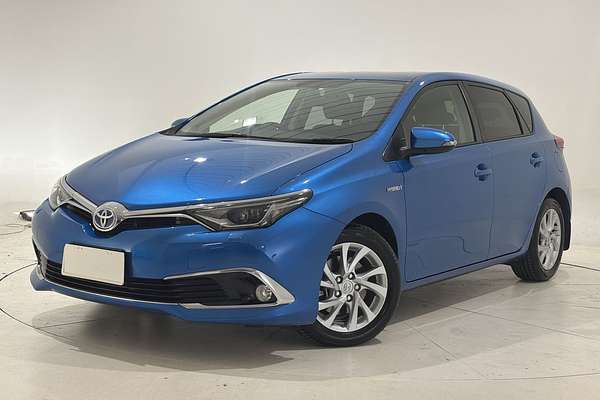 2017 Toyota Corolla Hybrid ZWE186R