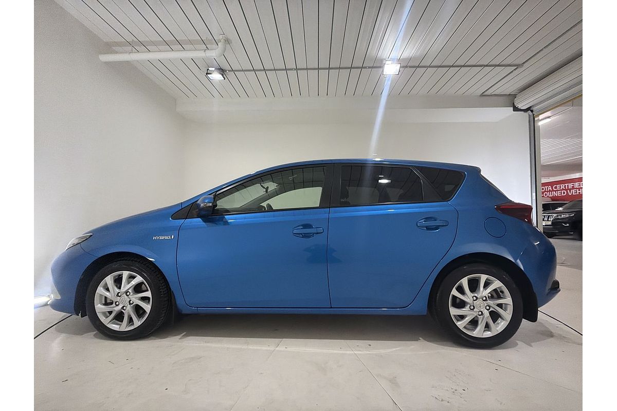 2017 Toyota Corolla Hybrid ZWE186R